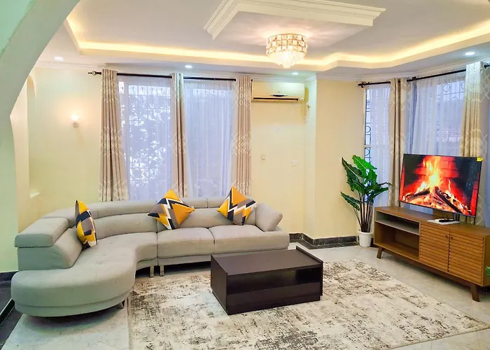 Royal Links Apartment